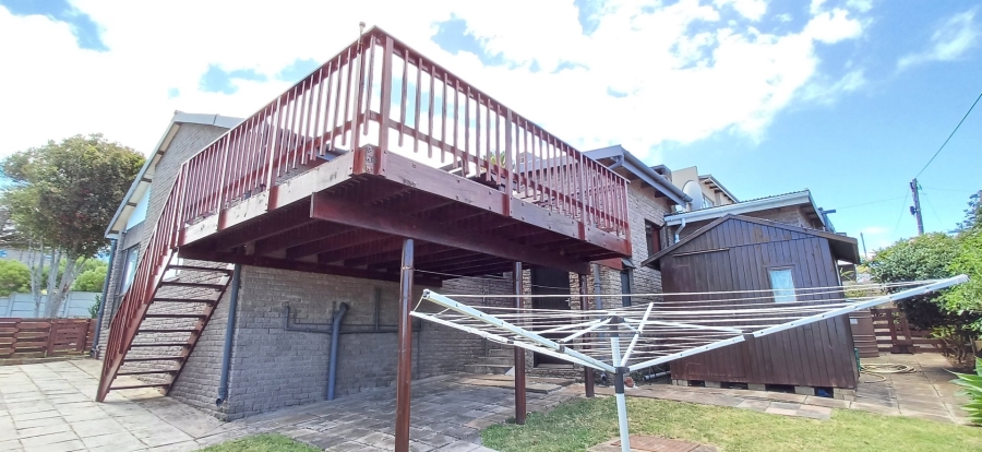 3 Bedroom Property for Sale in Dana Bay Western Cape